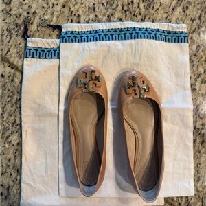 Tory Burch Tan Ballet Flats w/ Shoe bags